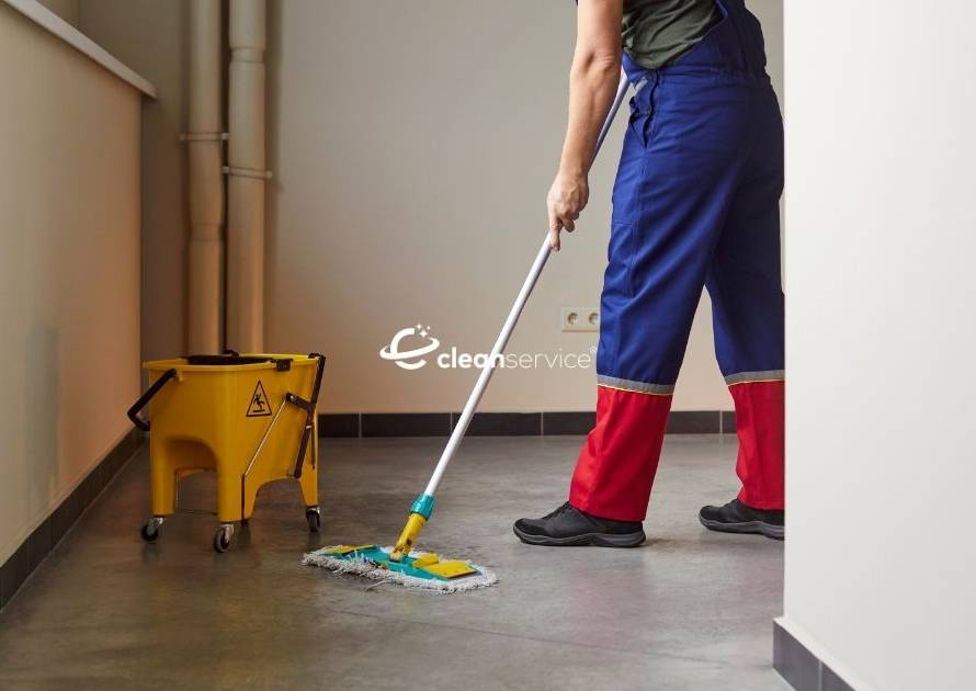 სადარბაზოების დასუფთავება - კომპანია cleanservice